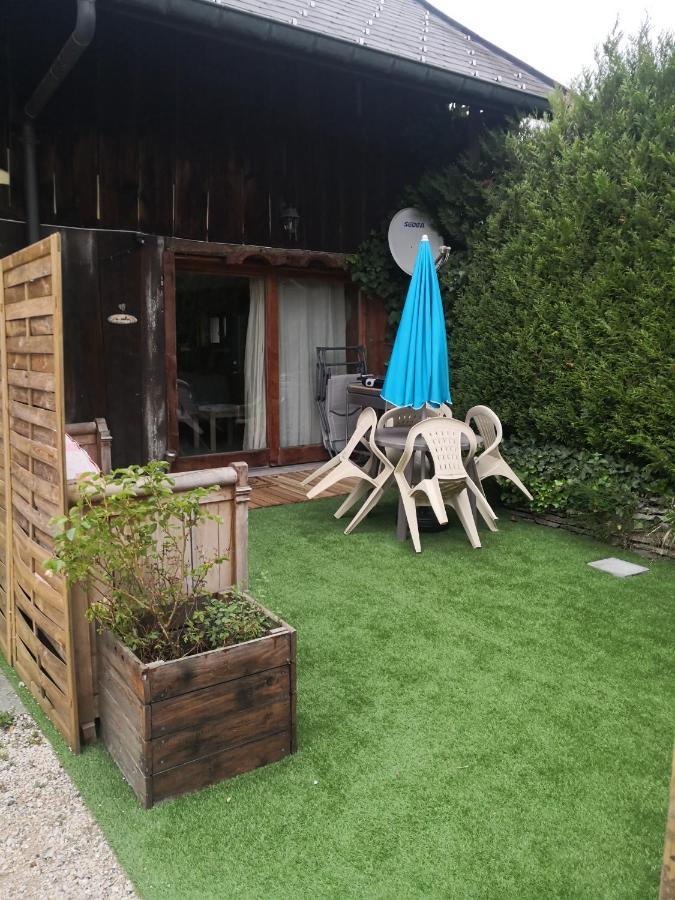 L'Oree Des Bornes-Appartement Avec Piscine Évires Eksteriør bilde
