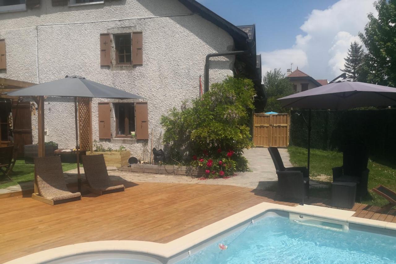 L'Oree Des Bornes-Appartement Avec Piscine Évires Eksteriør bilde